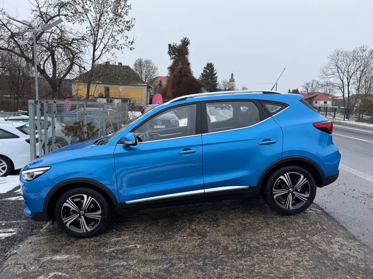 1.5i 78kW Emotion ČR Navi Kůže