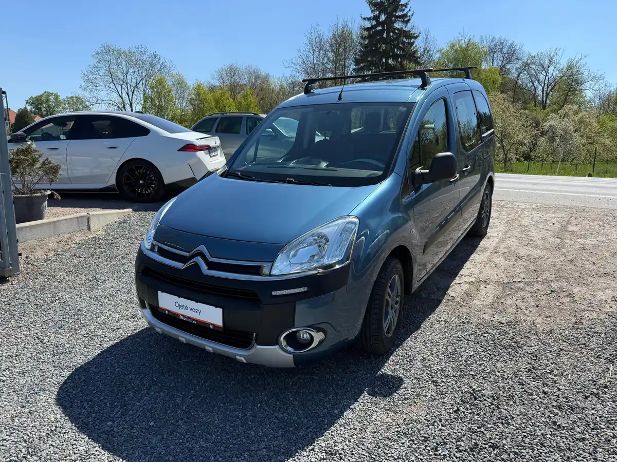 1.6i 72kW ČR